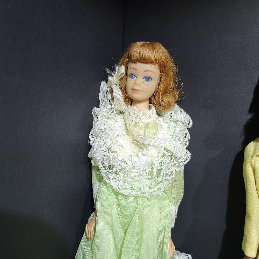 Three Vintage Midge Dolls And Allen Doll - Picture 2 of 7